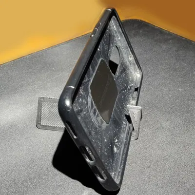 Giá Đỡ Điện Thoại Cỡ Thẻ Tín Dụng