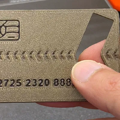 Vật Dụng Du Lịch -- Kẹp Điện Thoại Cỡ Thẻ Tín Dụng