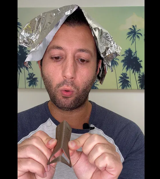 Vật Dụng Du Lịch -- Kẹp Điện Thoại Cỡ Thẻ Tín Dụng - Image 5