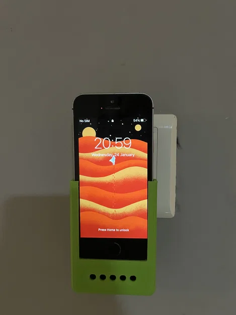 Giá treo tường iPhone SE kèm chỗ để sạc - Image 2