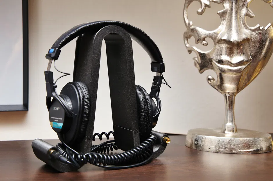 Chân Đế Tai Nghe - Image 1