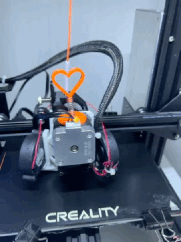 Bobbleheart - Móc Khóa Trái Tim Nhảy Múa