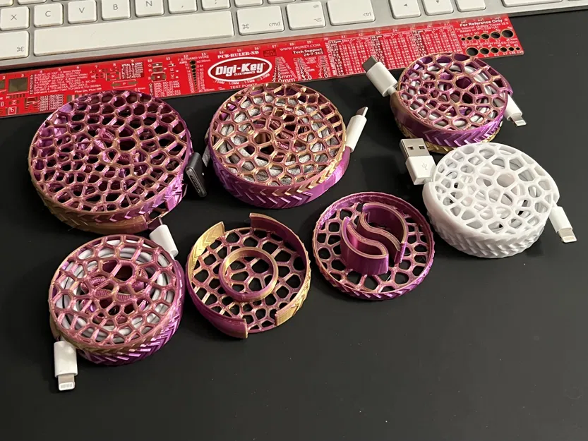 Bộ Quấn Cáp Sạc - Image 1