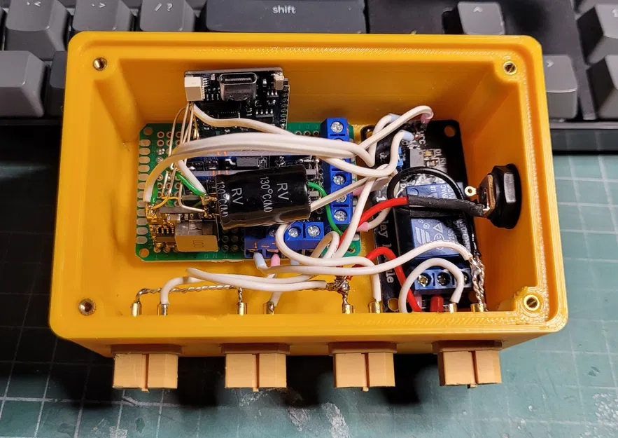 Hộp đựng đồ điện tử - Image 3