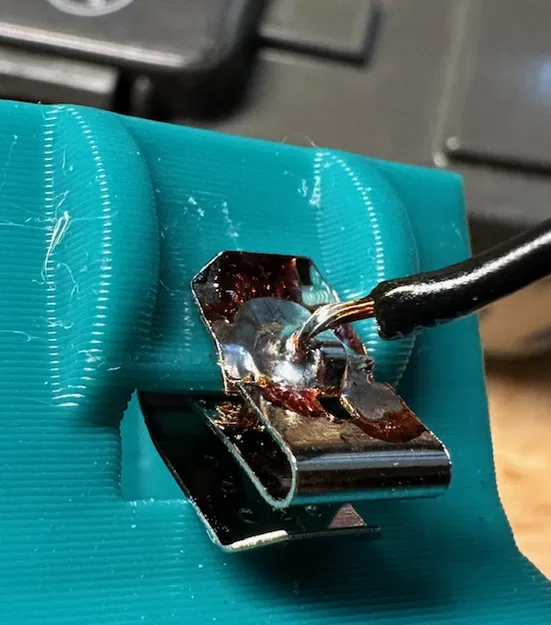 Đầu nối pin Ryobi 18V (in một mảnh, không cần đế) - Image 5