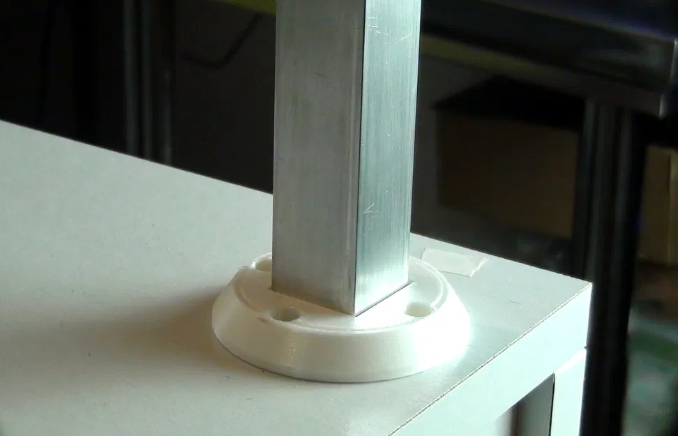 Mặt bích tròn cho ống nhôm vuông thành 3.2 mm - Image 1