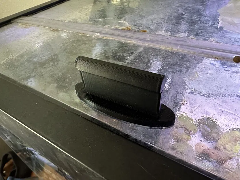 Tay Nắm Nắp Bể Cá - Image 1