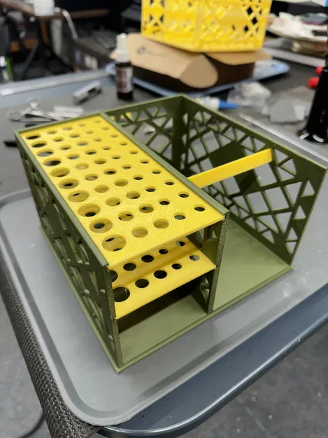 Hộp Đựng Đồ Nghề Painter’s Fortress V2 - Image 1