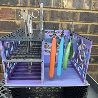 Hộp Đựng Đồ Nghề Painter’s Fortress V2