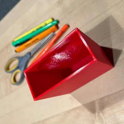 Hộp Bút Valentine (Có Trái Tim Dập Nổi)