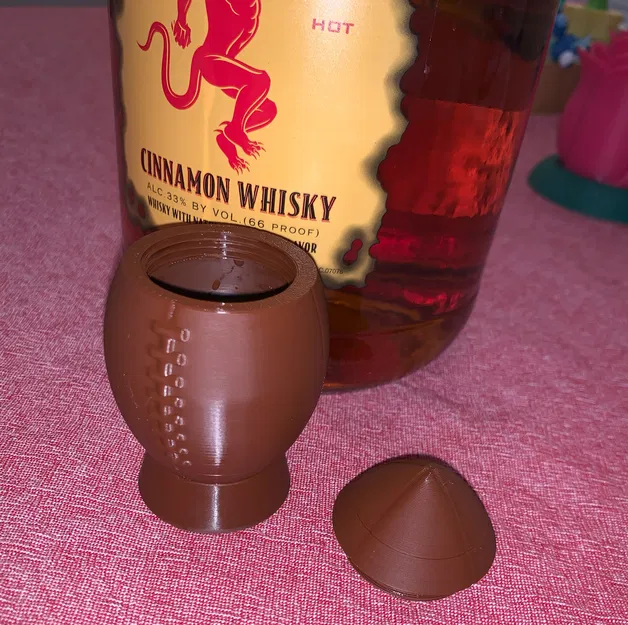 Ly Uống Rượu Hình Trái Banh (Football Shot Glass) - Image 2