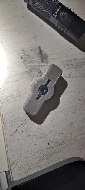 Dụng Cụ Hỗ Trợ Mở Ốc Đèn Hậu Ford Transit 2006-2014 - Image 3