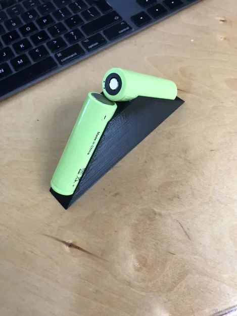 Khuôn hàn nối tiếp pin 18650 - Image 2