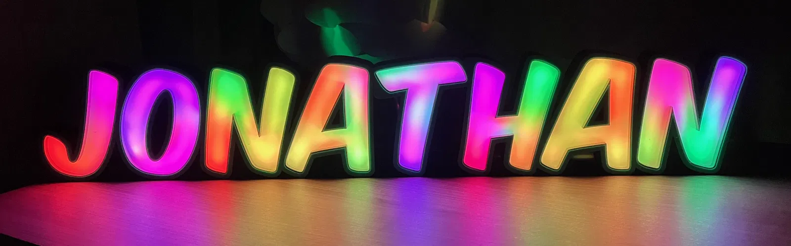 Đèn LED Tên Jonathan - Image 1