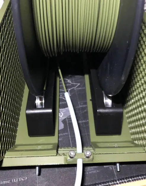 Giá đỡ cuộn dây filament dựa trên đế giữ filament từ Aliexpress - Image 1