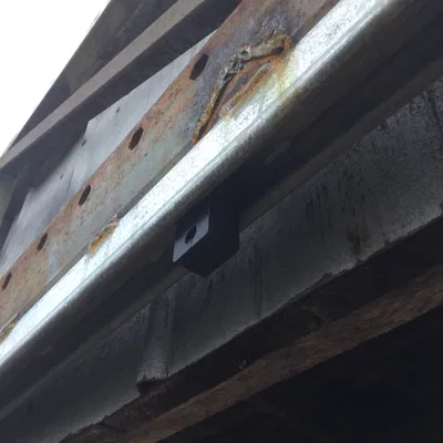 Kẹp giữ dây/thanh trượt Unistrut