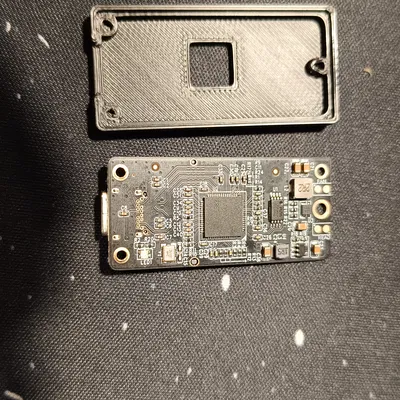 Phần vỏ case cho bo mạch NVME mini mua trên Aliexpress