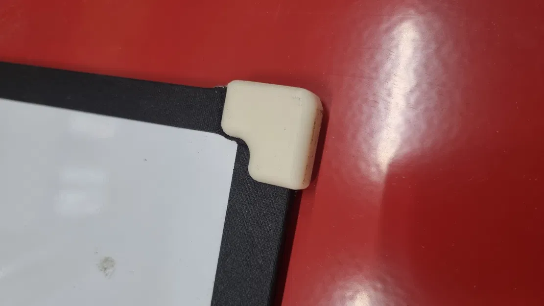 Góc Bảo Vệ Cho Bảng Từ - Image 1