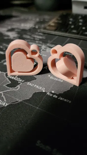 Móc Khóa Trái Tim Xoay Xoay - Đồ Chơi Fidget - Image 1