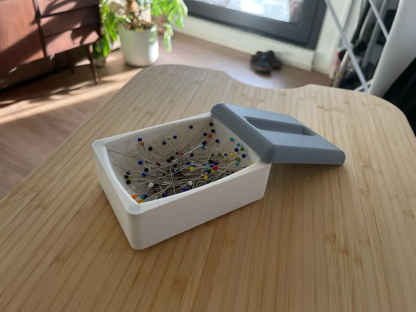 Hộp Nam Châm Có Nắp Đậy (dùng đựng kim may vá, v.v.) - Image 3