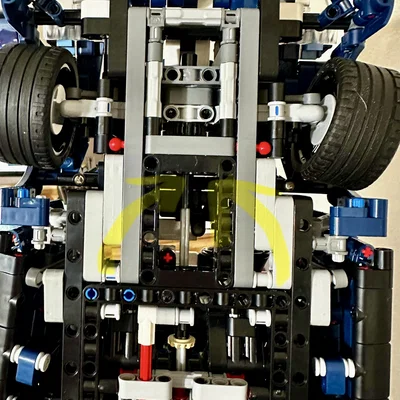 Giá treo tường Lego Technic Ford GT & Peugeot 9x8