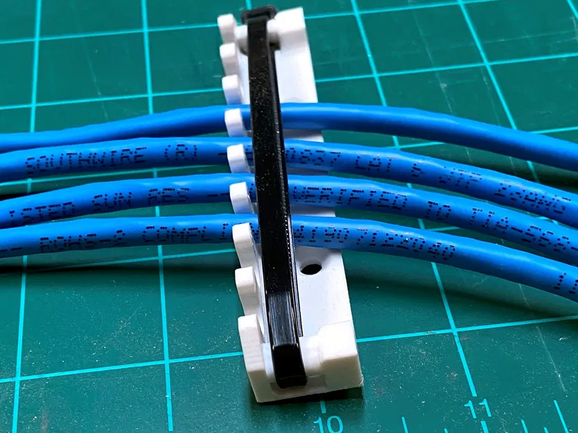 Giá Đỡ Dây Mạng - Image 1