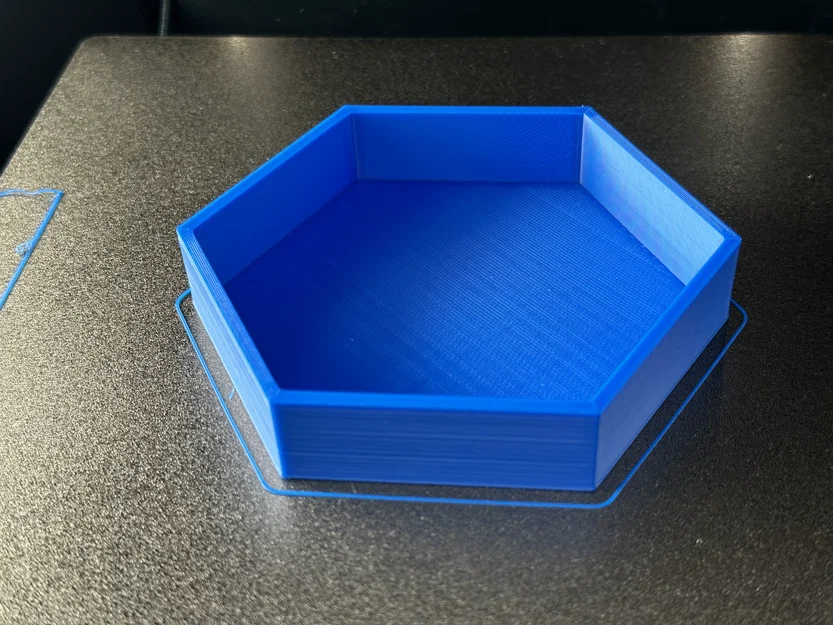 Khay Lục Giác Đựng Ống Bút Origami - Image 1