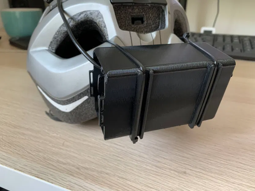 Giá đỡ đèn pin đội đầu cho nón bảo hiểm xe đạp - Image 2