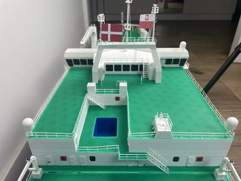 Tàu RC DFDS "Ark Germania" Dài 1,32m! Tỷ Lệ 1:150 - Image 42