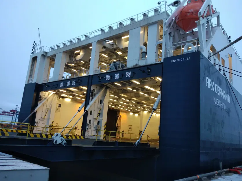 Tàu RC DFDS "Ark Germania" Dài 1,32m! Tỷ Lệ 1:150 - Image 57