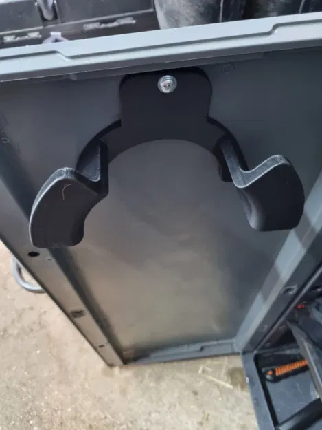 Giá Treo Dây Cương Ngựa - Image 1