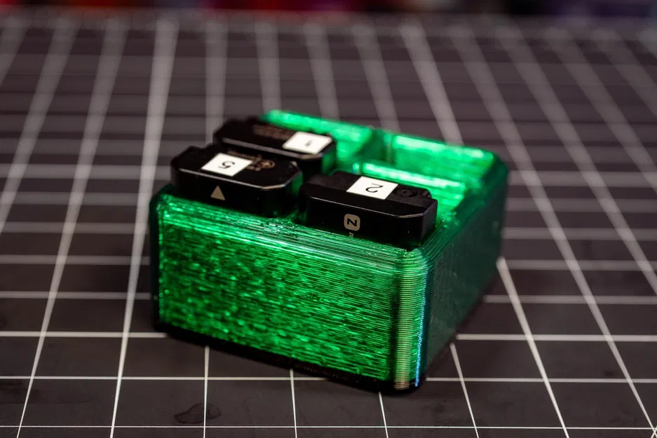 Giá đỡ pin sạc - NP-FZ100 - Image 2