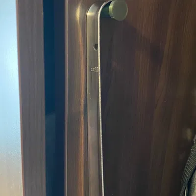 Kệ giữ cây mang giày cho tủ sảnh