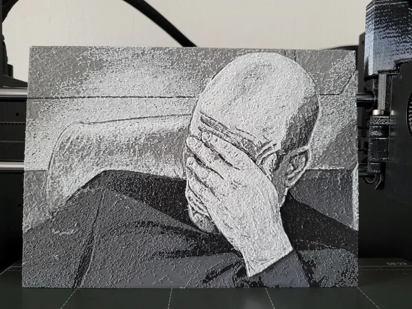 Mô hình Hueforge Picard "ôm mặt" - Image 1