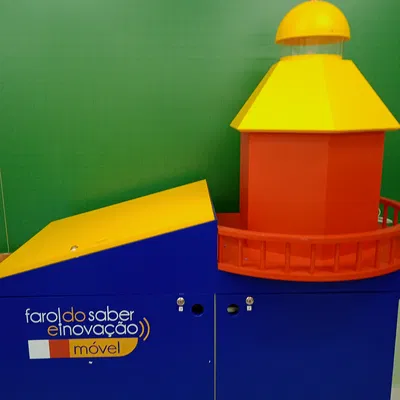 Chắn Gió Mini Hình Gà Trống Thay Thế Cho Ngọn Hải Đăng Mini