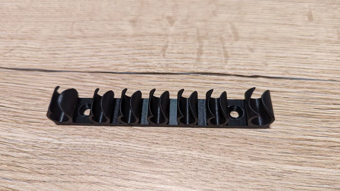 Chỗ Giữ Dây Cáp USB & HDMI Cho Bàn Làm Việc - Image 2