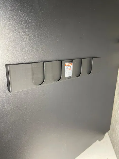 Hộp đựng thẻ nhớ SD có nam châm - Image 1