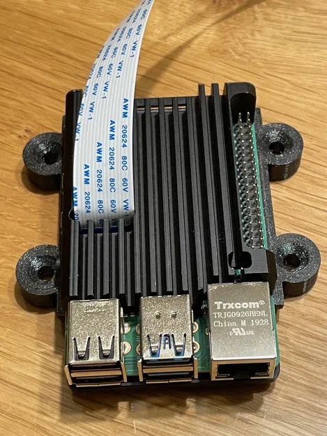 Giá treo tường cho vỏ nhôm Raspberry Pi 4 - Image 1