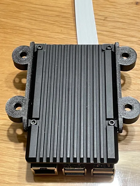 Giá treo tường cho vỏ nhôm Raspberry Pi 4 - Image 3