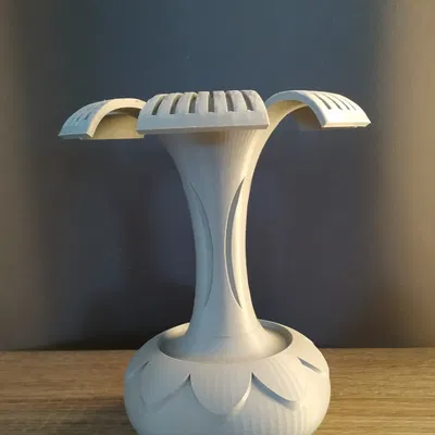 Chậu hoa xấu xí