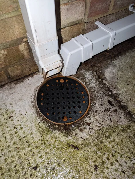 Nắp Cống Tròn 20cm - Image 1