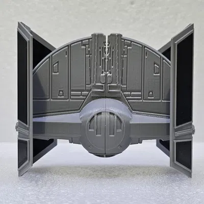 Mô hình TIE Fighter của Darth Vader (Remix)