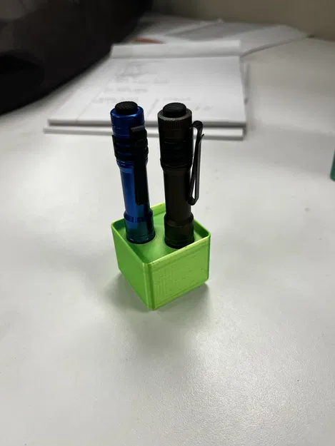 Kệ Đựng Đèn Pin Streamlight 66603 Chuẩn Gridfinity - Image 1