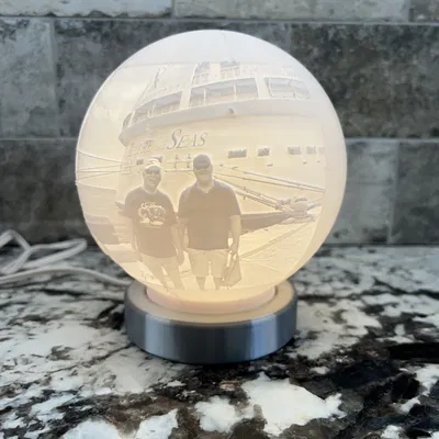 Chân đế cho quả địa cầu lithophane
