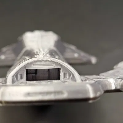 Phần Thân Sau Tàu Voyager có Khoang Chứa Tàu Con Thoi Mở