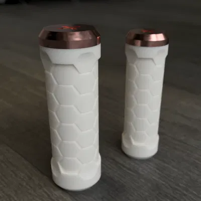 Hộp đựng pin 18650 21700