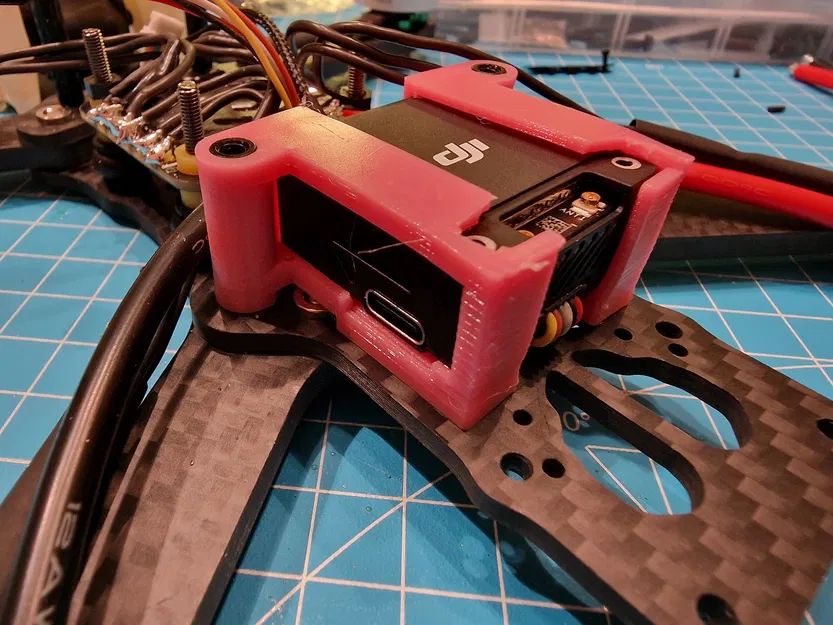 DJI O3 AirUnit Mount cho Khung Rotoroma Buddy - Bảo trì không cần dụng cụ - Tùy chỉnh hoàn toàn - OpenSCAD - Image 2