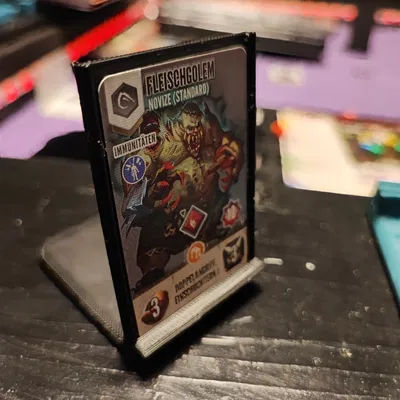 Chân đế thẻ bài Chronicles of Drunagor