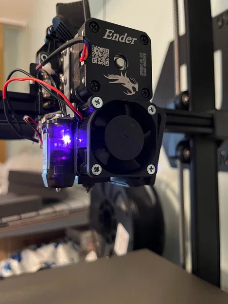 Giá Đỡ Quạt Tản Nhiệt Cũ 25-40mm Cho Ender 3 V3 SE (Lỗ Lớn Cho Vít M3) - Image 1