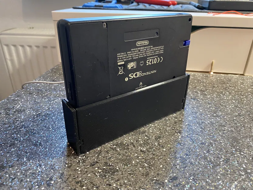 Đế Sạc Nintendo DSi - Image 2